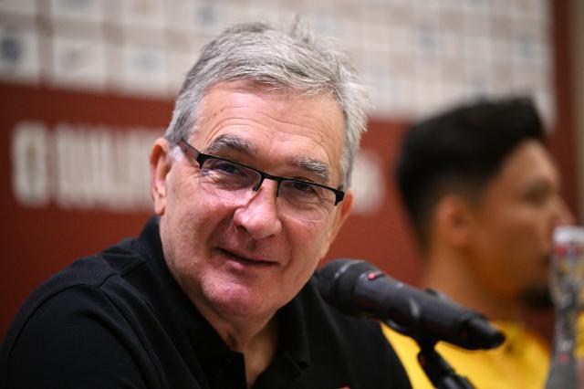 网页版登录-伊万首秀遗憾3分变1分:提高进攻效率 争取赢回来