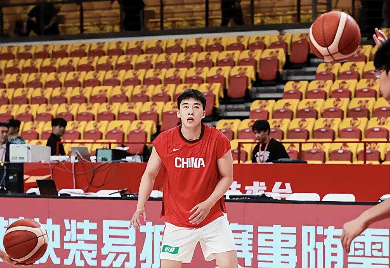 Xingkong sports-男篮险胜KK FMP俱乐部！焦泊乔+3首发齐爆，廖三宁末节救赎！